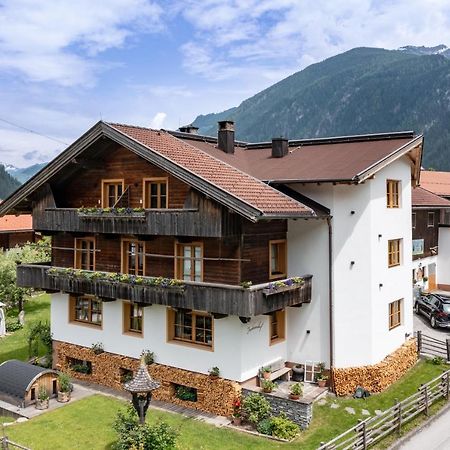 Апартаменты Freihaushof Майрхофен Экстерьер фото